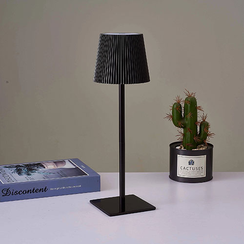 Lámpara De Mesa Táctil Estriada