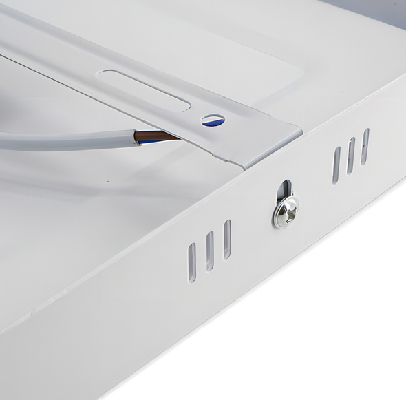 Plafón Cuadrado Con Marco 6W 4000K Luz Media