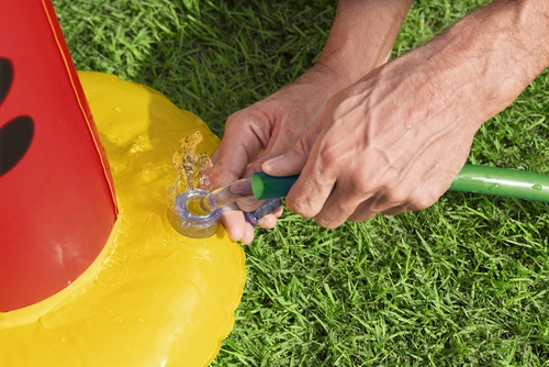 Rociador Para Mascotas 142x36x127 Bestway 52729